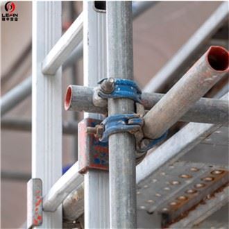 Ống giàn giáo 21ft của Vương quốc Anh
