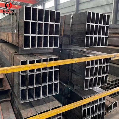 Mặt cắt rỗng hình chữ nhật của Anh